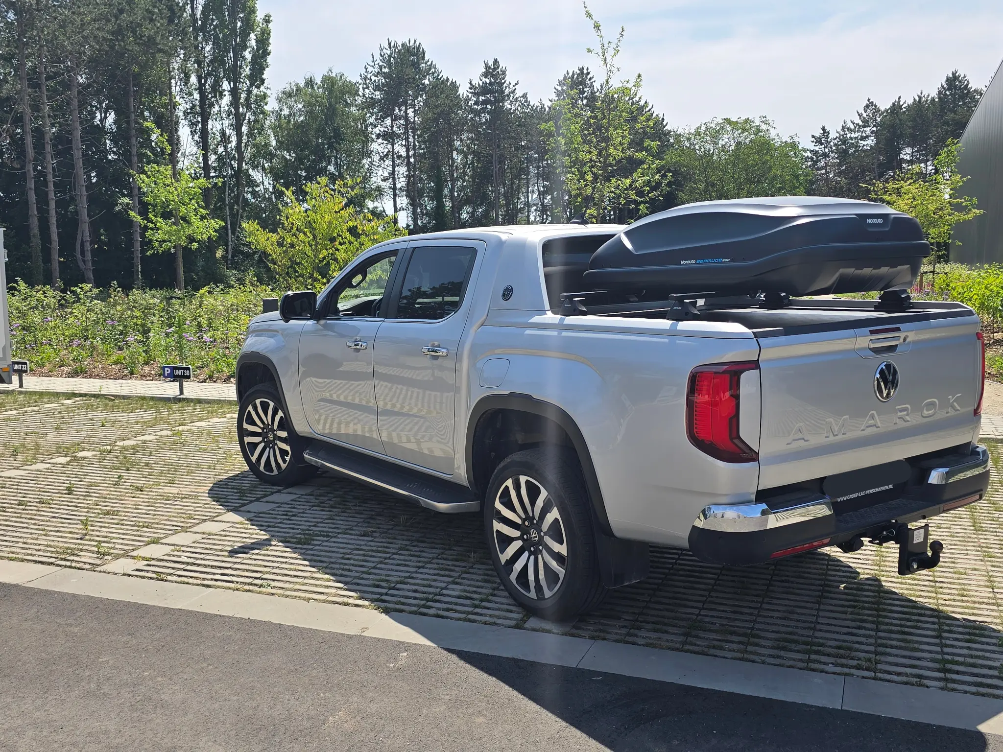 Dakkoffer op Amarok